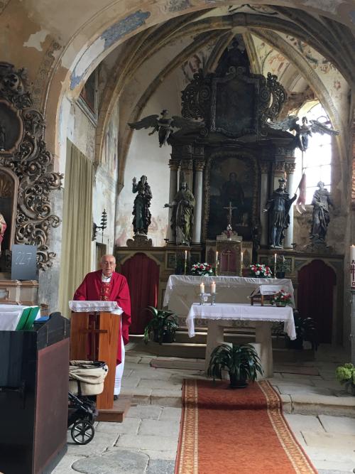 Mše svatá - kostel sv. Bartoloměje