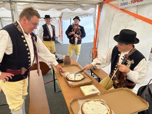 Mutěnínská pouť - sobota 23.8. "Domažlická dudácká muzika"