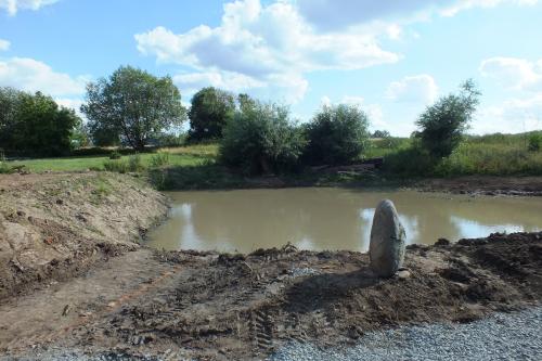 Konečné terení úpravy rybníčku ve Starém Kramolíně